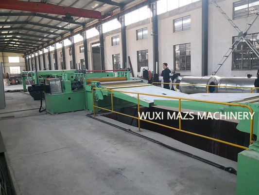 Автоматизация МАМ 3X1600mm для стар-свернутой катушки обрабатывает изделие на определенную длину черня линии с высокоточным