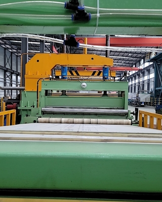 Машина стального листа 3000KG разрезая с системой деятельности экрана касания и скоростью 0-100m/min вырезывания