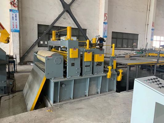 машина стальной катушки 100m/min Q195 Q235 Q345 разрезая
